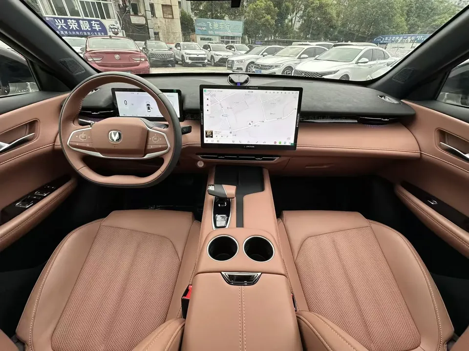 Changan Uni-Z Changan UNI-Z 2025 1.5T DCT Premium Edition 2024 — миниатюра 4