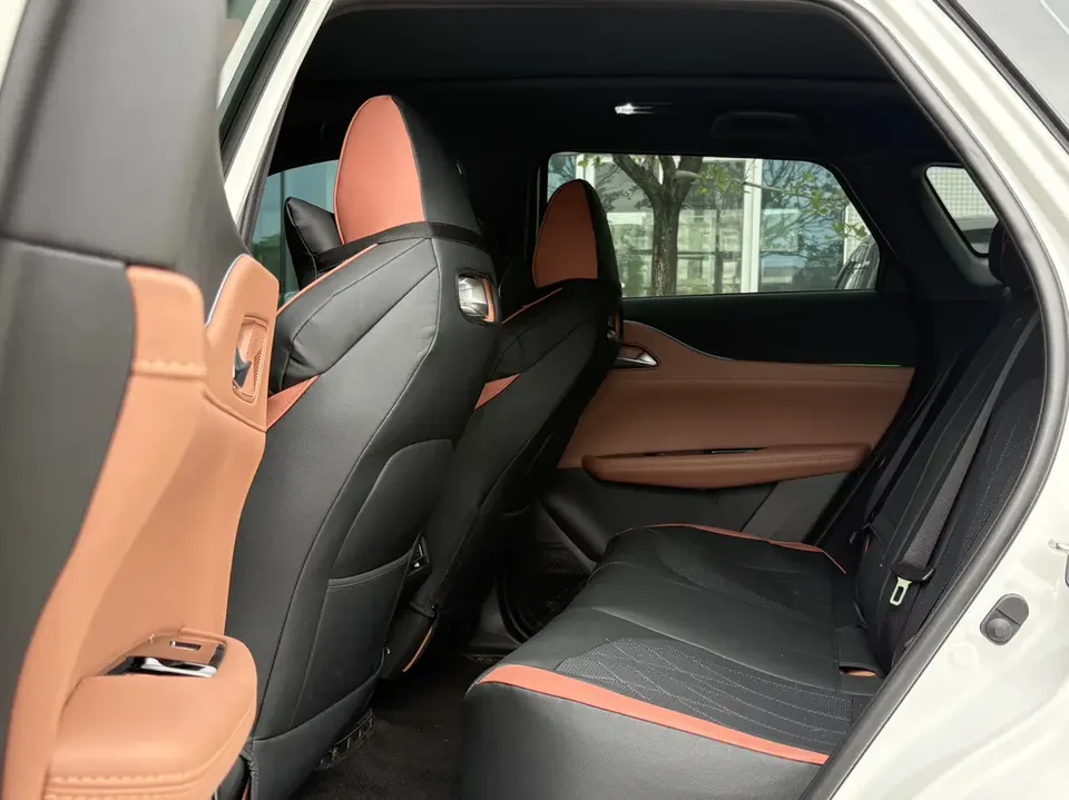 Changan Uni-Z Smart New Blue Whale 500Bar MAX 2025 — миниатюра 3
