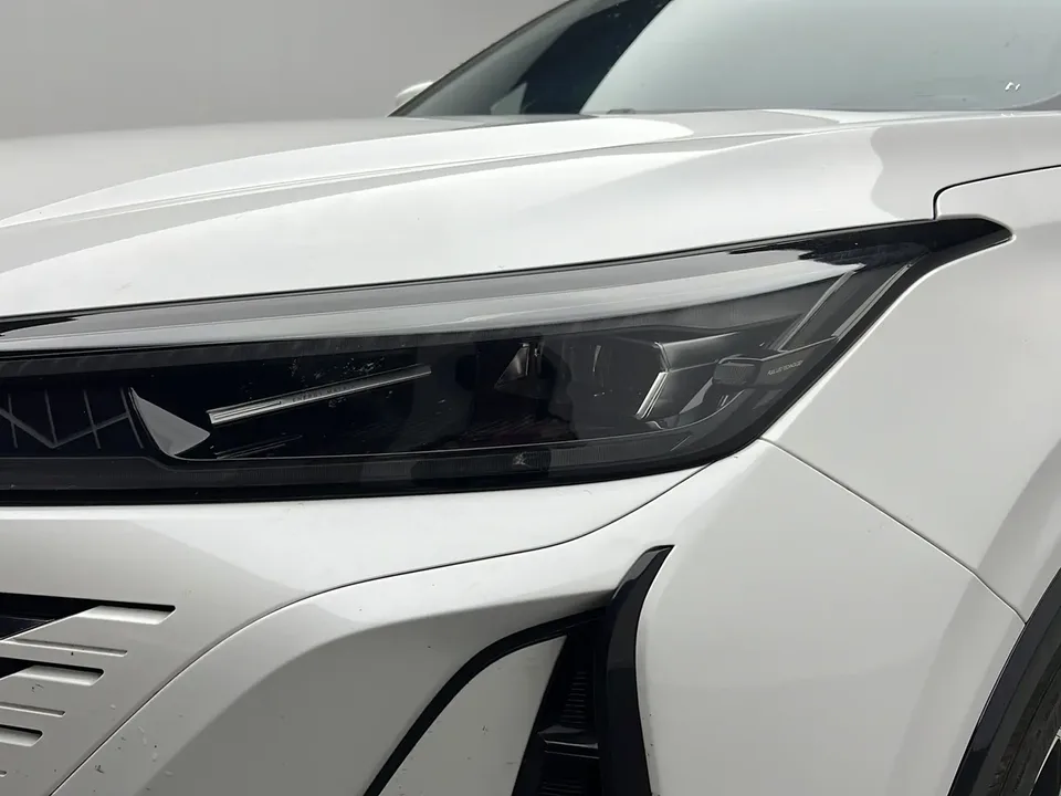 Changan CS75PLUS third generation 1.5T automatic premium model 2024 — миниатюра 3