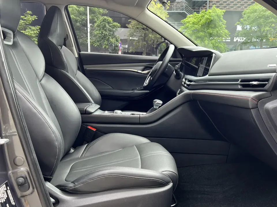 Changan CS75PLUS Changan CS75 PLUS 2022 1.5T Automatic Luxury Edition 2023 — миниатюра 4