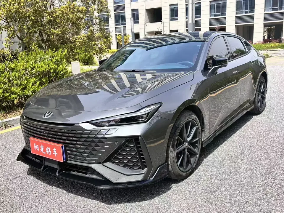Changan UNI-V 2022
