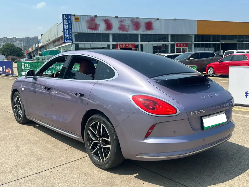 ORA Euler lightning cat 555km Deluxe Edition 2023 — миниатюра 4