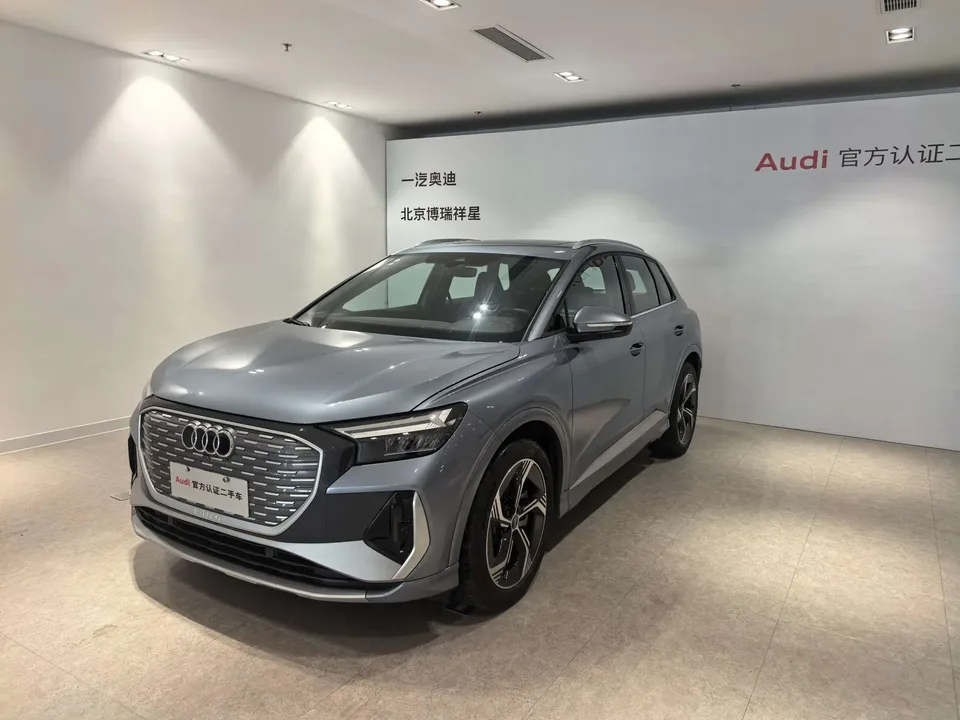 Audi Q4 e-tron 2025