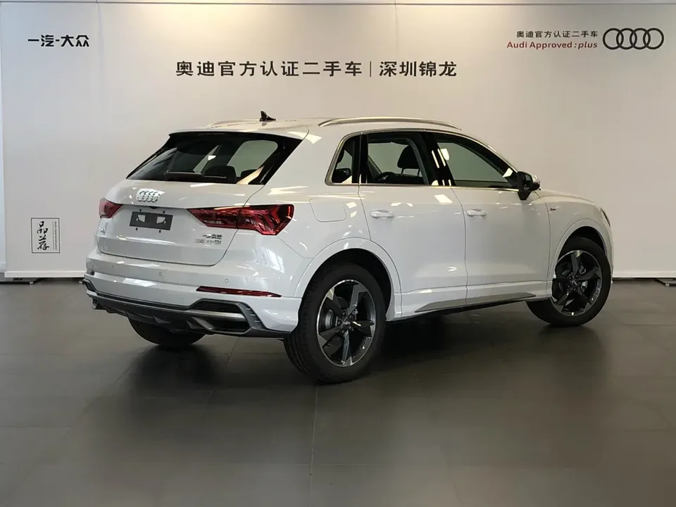Audi Q3 35 TFSI Fashion Dynamic Edition (1.5T) 2023 — миниатюра 3