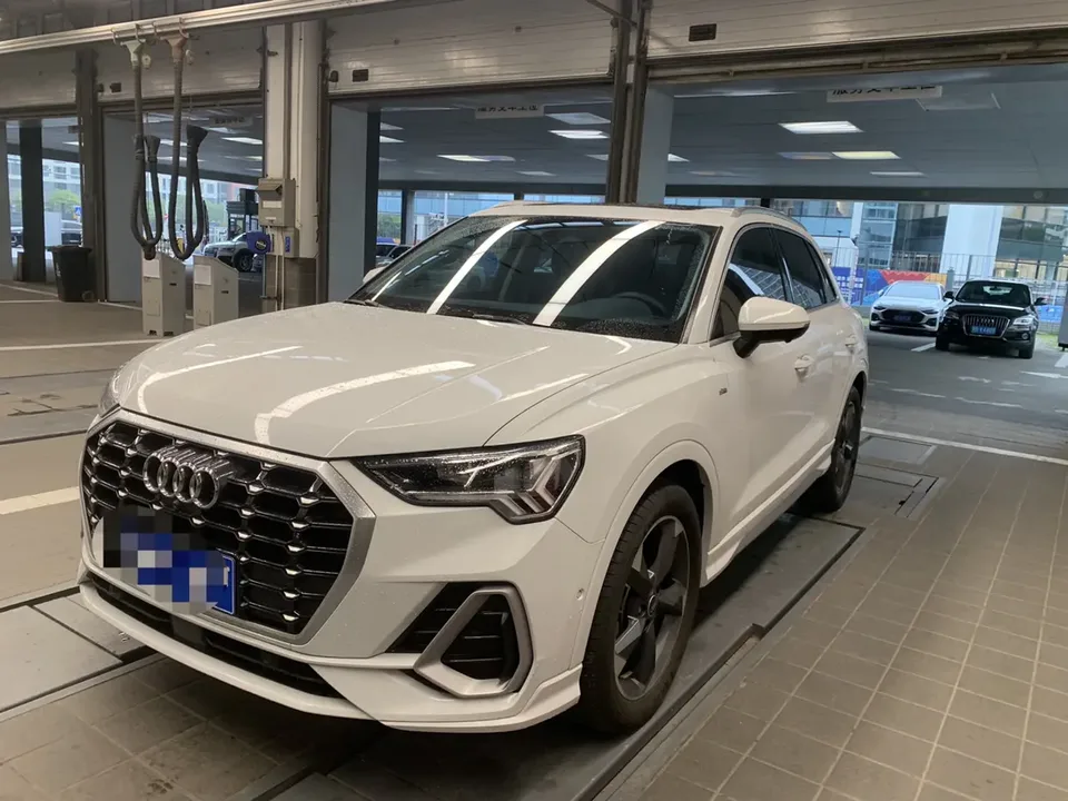 Audi Q3 2023