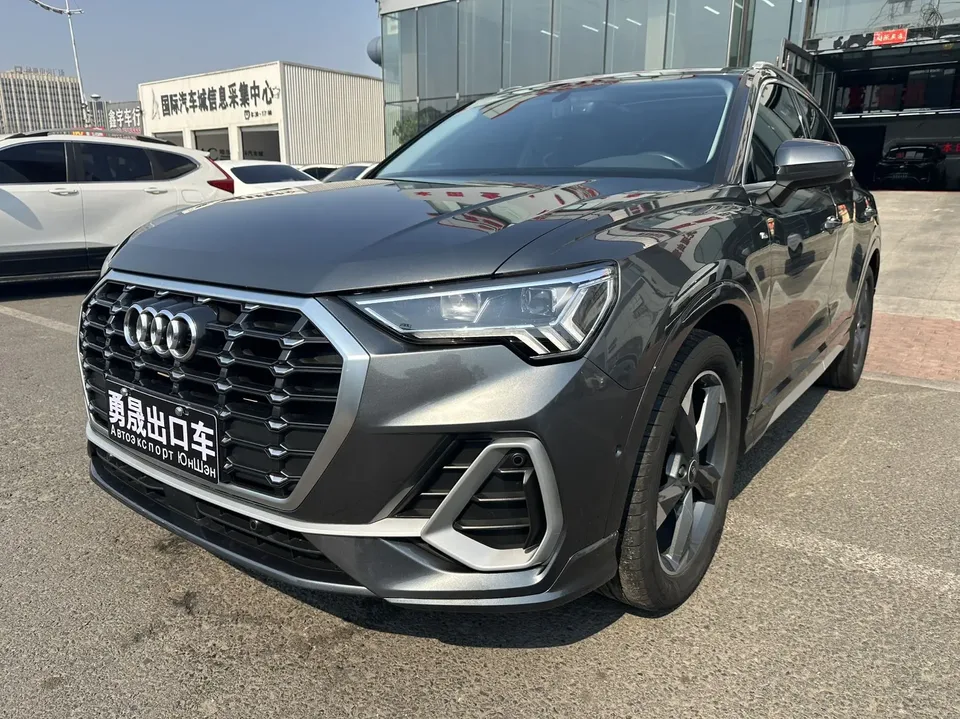 Audi Q3 2022