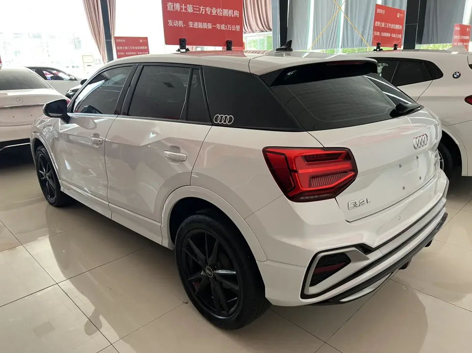 Audi Q2L Audi Q2L 2024 35 TFSI aggressive and dynamic model 2024 — миниатюра 4