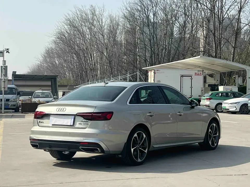 Audi a4 l 40 TFSI Fashion Dynamic Edition 2024 — миниатюра 3