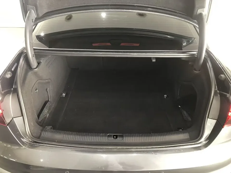 Audi a4 l Audi A4L 2022 40 TFSI Luxury Dynamic 2022 — thumbnail 4