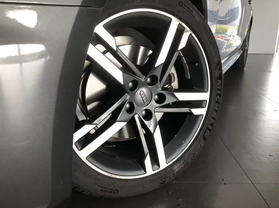 Audi a4 l Audi A4L 2022 40 TFSI Luxury Dynamic 2022 — thumbnail 5
