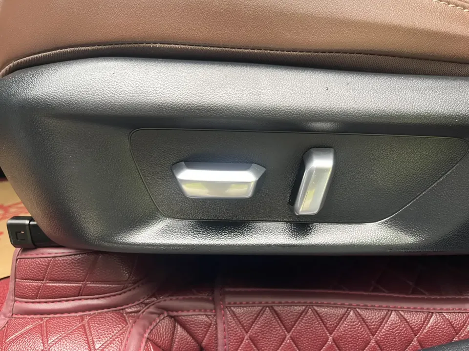 Wuling Starlight S PHEV 130km Pilot Edition 2025 — миниатюра 4