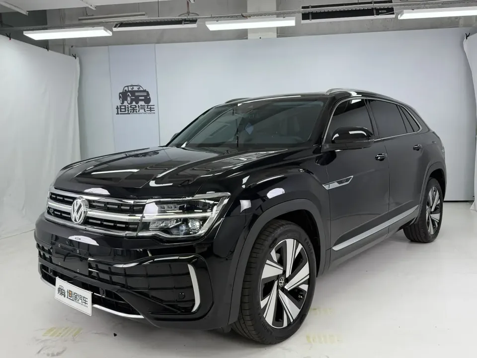 Volkswagen Teramont Tuang 2023 Touron X 380TSI 4WD Luxury Edition 2024 — photo 1, buy with delivery to Moscow