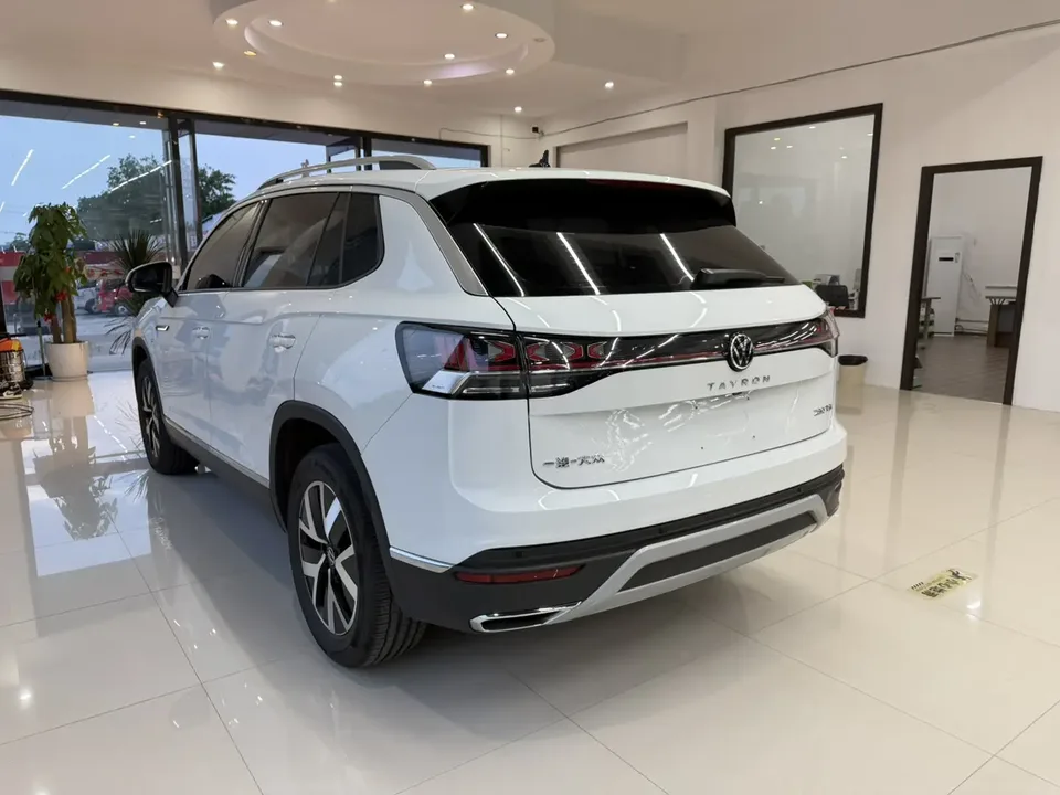 Volkswagen Tayron Tanyue 2023 280TSI 2WD Luxury Plus Advanced Edition 2023 — миниатюра 4