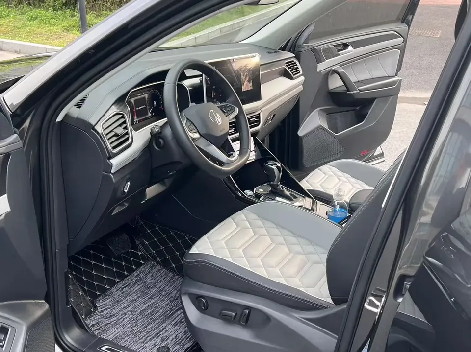 Volkswagen Tayron Tanyue 2024 330TSI 2WD Luxury Plus Advanced Edition 2024 — миниатюра 3
