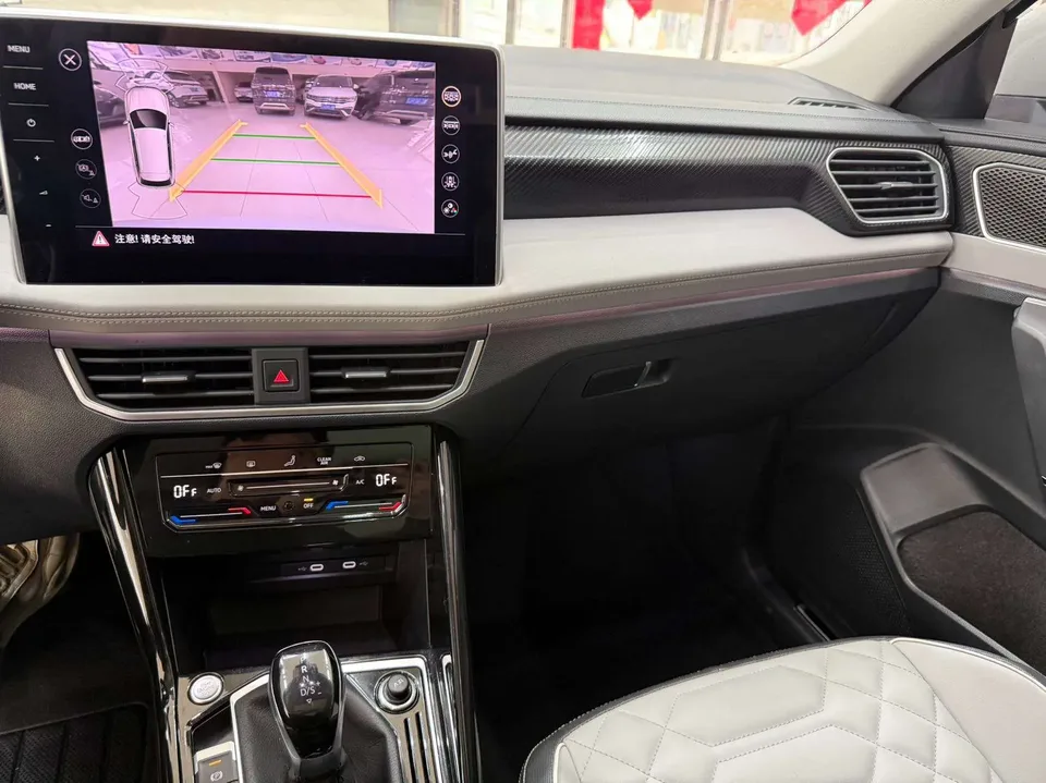 Volkswagen Tayron Tanyue 2023 280TSI 2WD Luxury Plus Advanced Edition 2023 — миниатюра 3