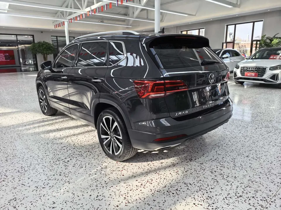 Volkswagen Tharu 2021 Tuyue 280TSI 2WD Luxury Edition PLUS 2022 — миниатюра 2