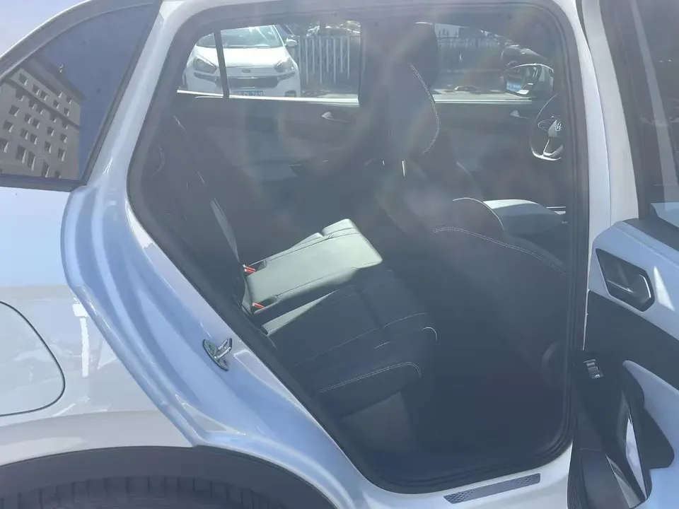 Volkswagen ID.4X ID.4 X 2023 Pure Intelligent Edition 2023 — миниатюра 4