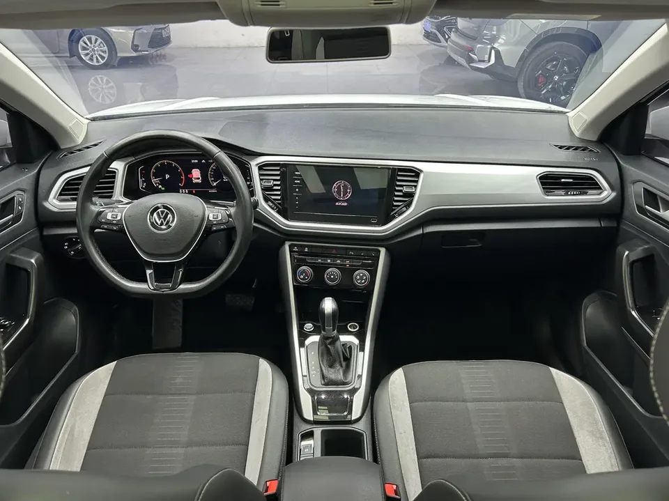 Volkswagen T-Roc Tanyue 280TSI DSG 2WD Elite PLUS 2022 — миниатюра 4