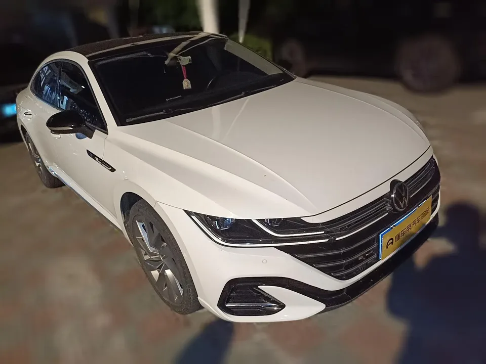 Volkswagen Arteon Volkswagen CC 2021 380TSI eye-catching version 2022 — миниатюра 3