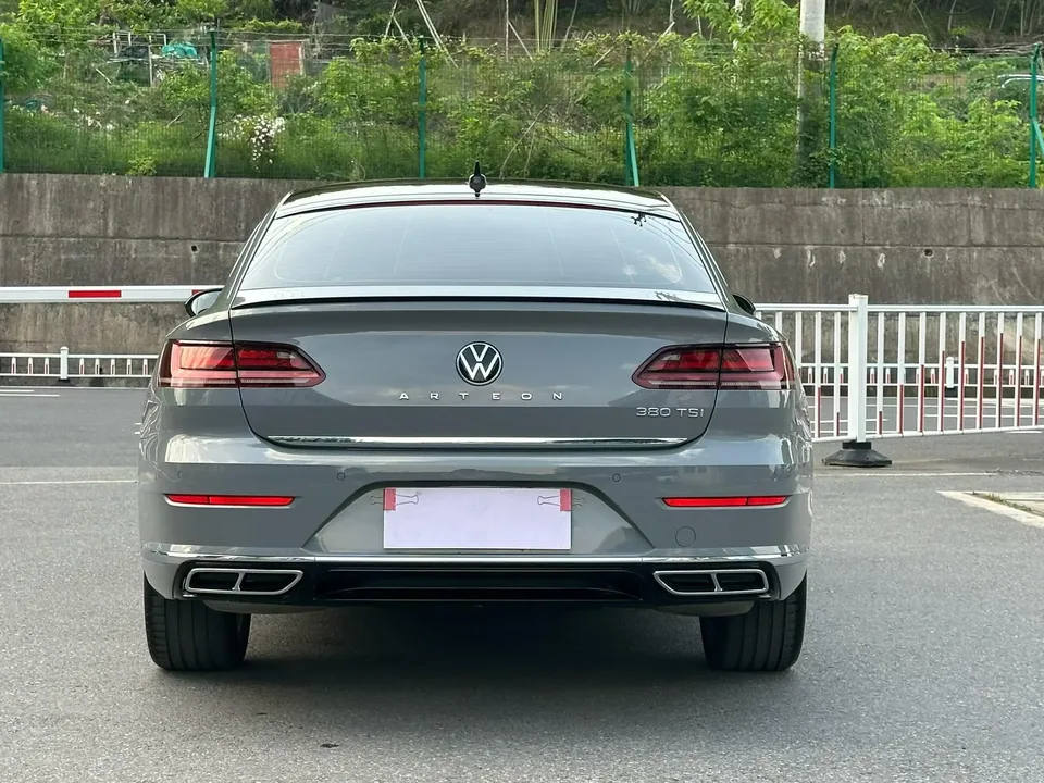 Volkswagen Arteon CC 2023 Volkswagen CC 2023 380TSI Eye-catching Edition 2023 — thumbnail 4