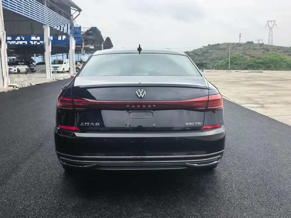 Volkswagen Passat Passat 2022 330TSI Star Elite Edition 2022 — миниатюра 2