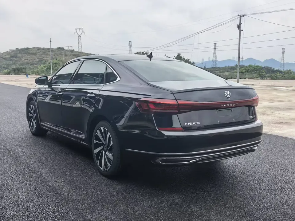 Volkswagen Passat Passat 2022 330TSI Star Elite Edition 2022 — миниатюра 4