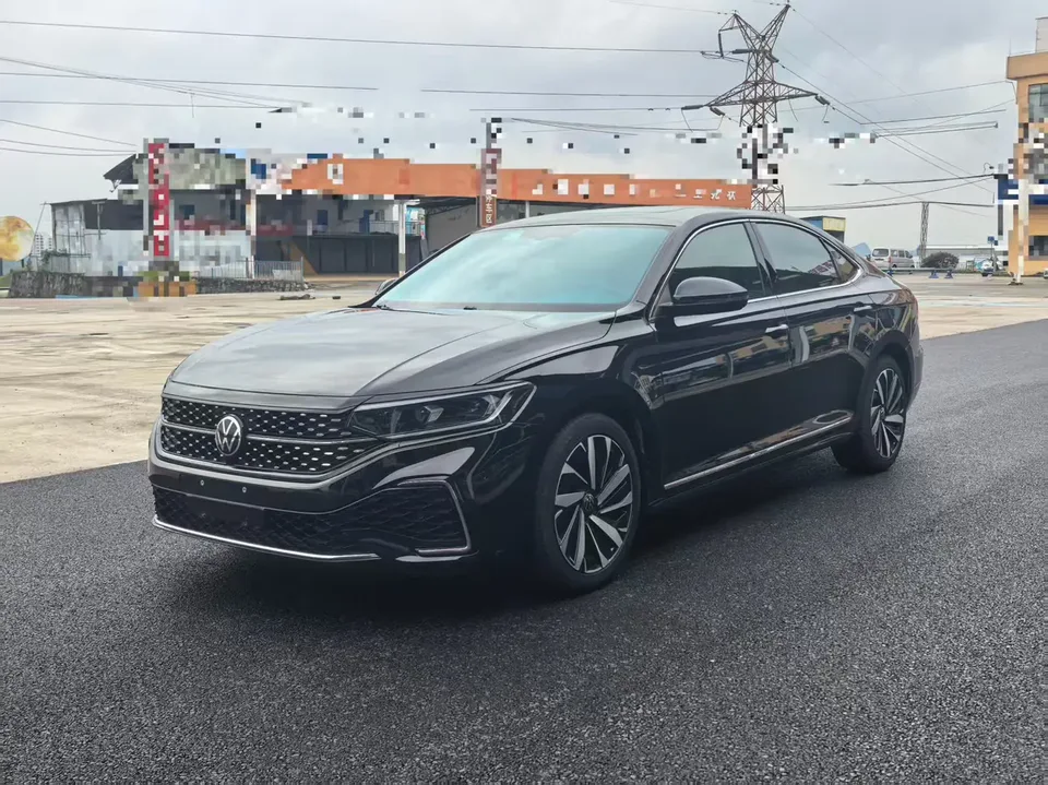 Volkswagen Passat 2022
