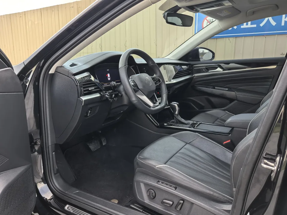 Volkswagen Passat facelift 380TSI luxury version 2024 — миниатюра 5