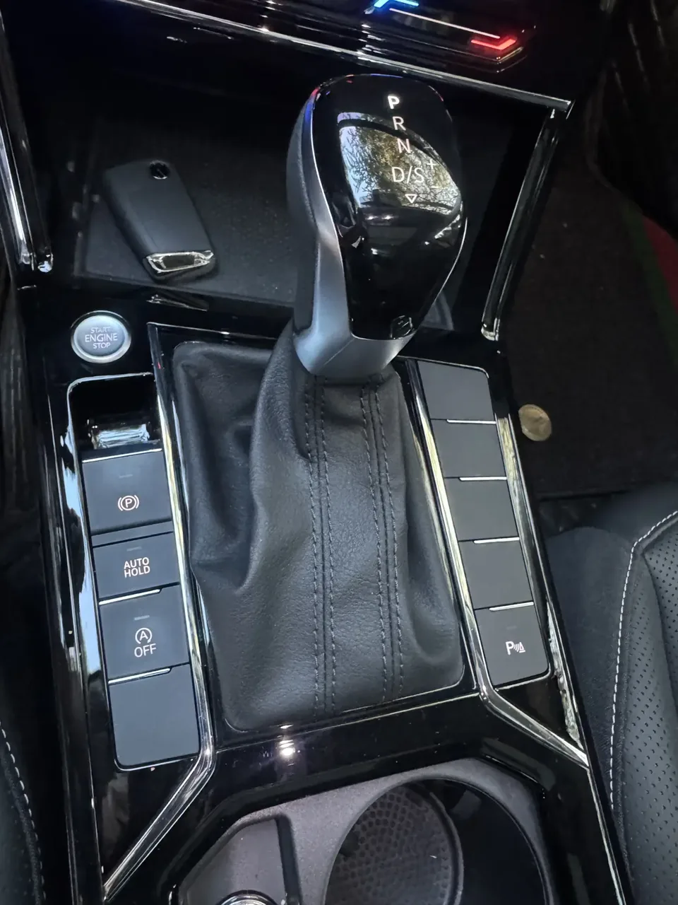 Volkswagen Passat 2026 Passat Outstanding Edition 380TSI Starry Sky Dragon Edition 2026 — миниатюра 3