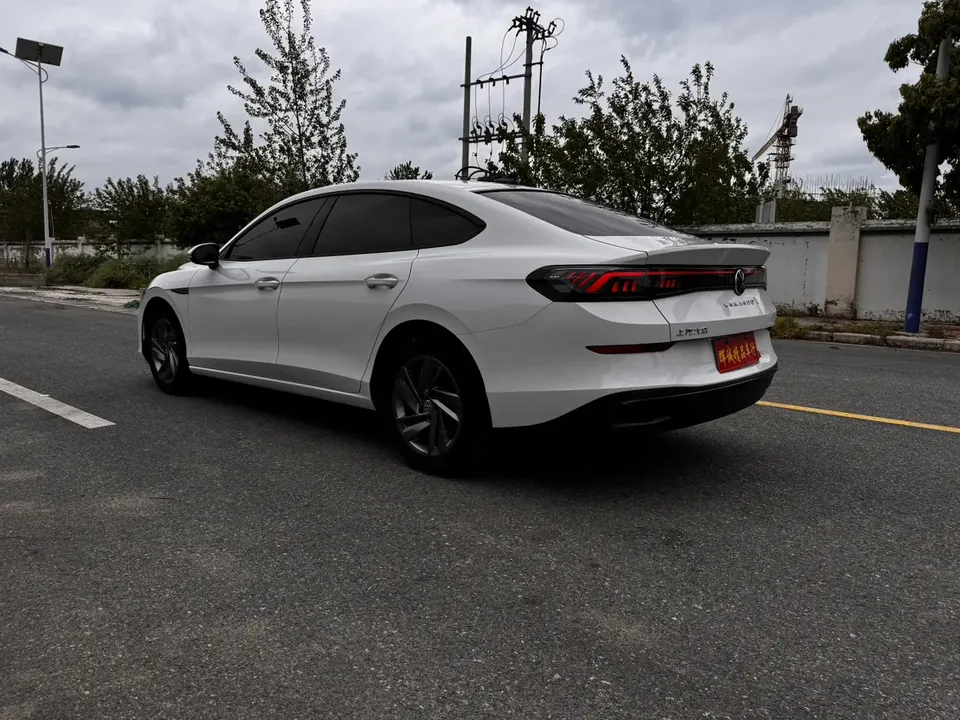 Volkswagen Lamando Lingdu 2024 Lingdu L 280TSI DSG trendy version 2024 — миниатюра 5