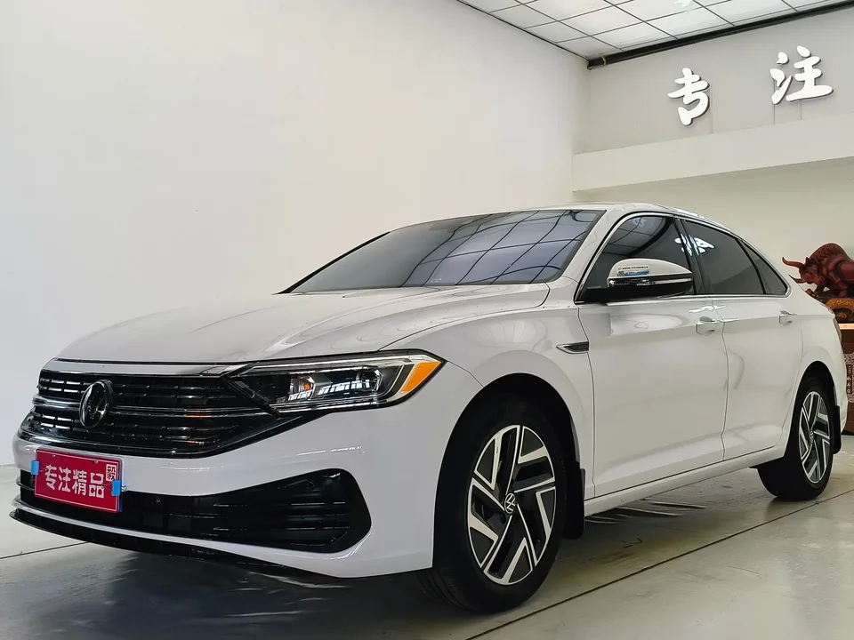 Volkswagen Sagitar 2024