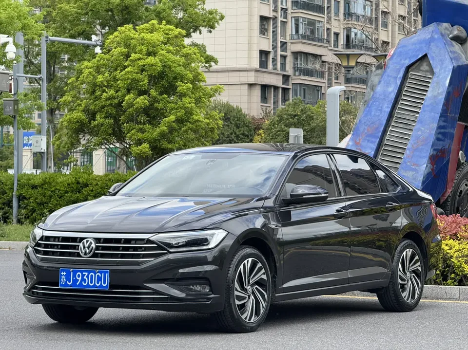 Volkswagen Sagitar 2022