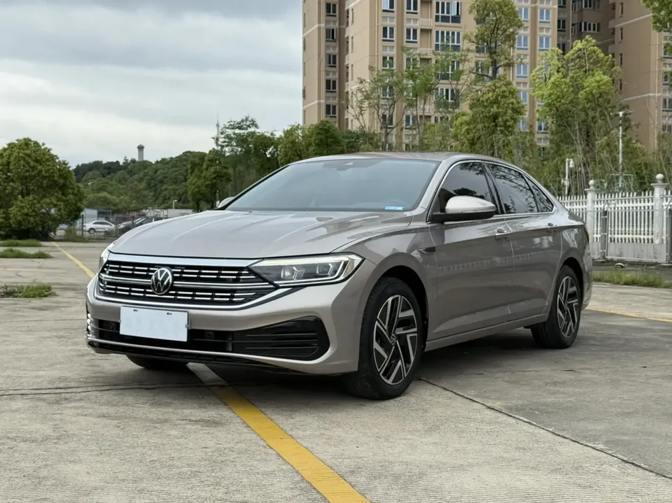 Volkswagen Sagitar 2023