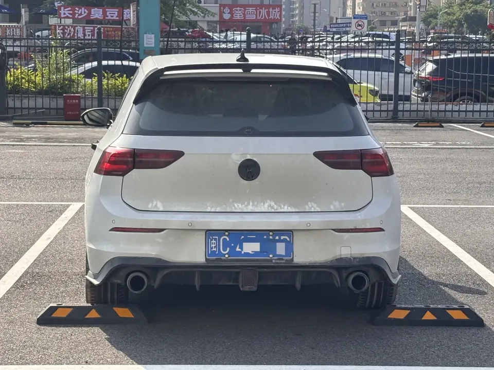 Volkswagen GOLF GTI 380TSI DSG GTI 2022 — миниатюра 2