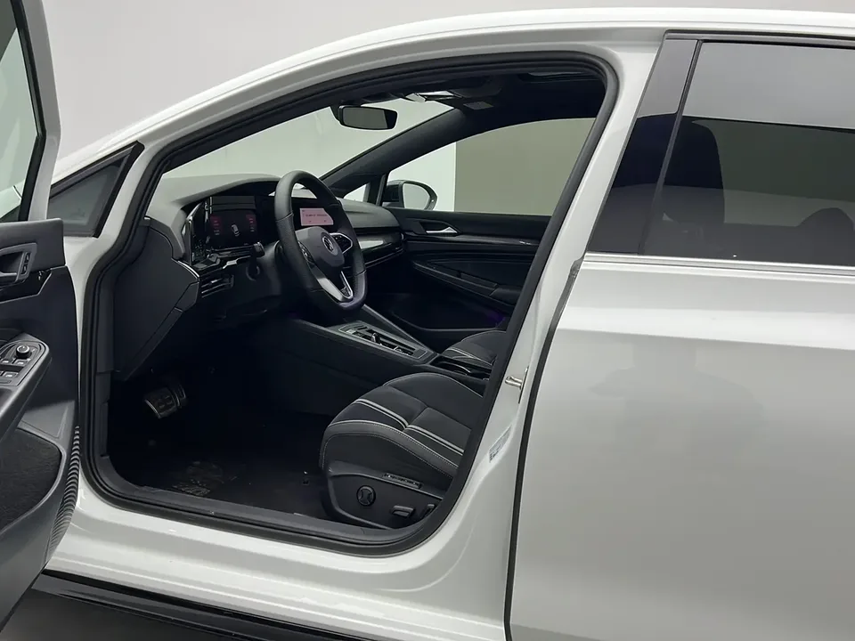 Volkswagen Golf golf 2021 280TSI DSG R-Line 2022 — thumbnail 3