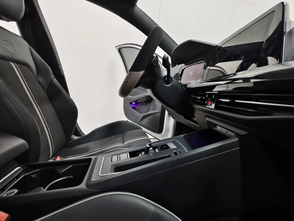 Volkswagen Golf Golf 2023 280TSI DSG R-Line Lite 2023 — миниатюра 4
