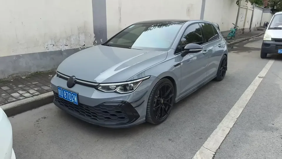 Volkswagen Golf Golf 2021 280TSI DSG R-Line 2022 — фото 1, купить с доставкой в Москву