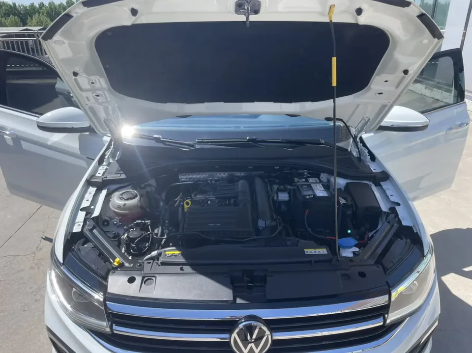 Volkswagen Bora Bora 2023 280TSI DSG Premium Edition 2023 — миниатюра 3