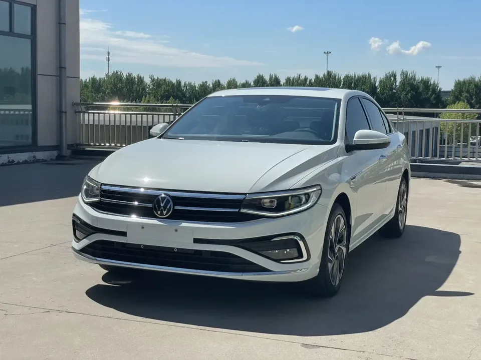 Volkswagen Bora Bora 2023 280TSI DSG Premium Edition 2023 — фото 1, купить с доставкой в Москву
