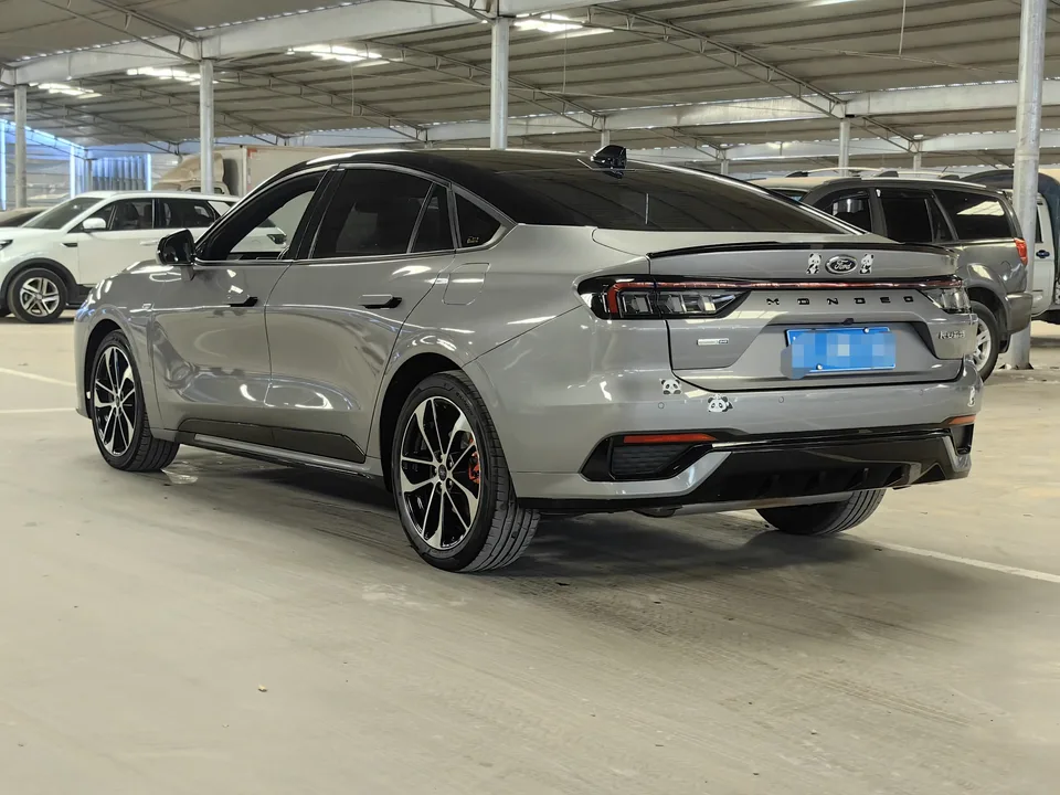 Ford Mondeo Mondeo 2023 EcoBoost 245 ST-Line 2023 — thumbnail 4