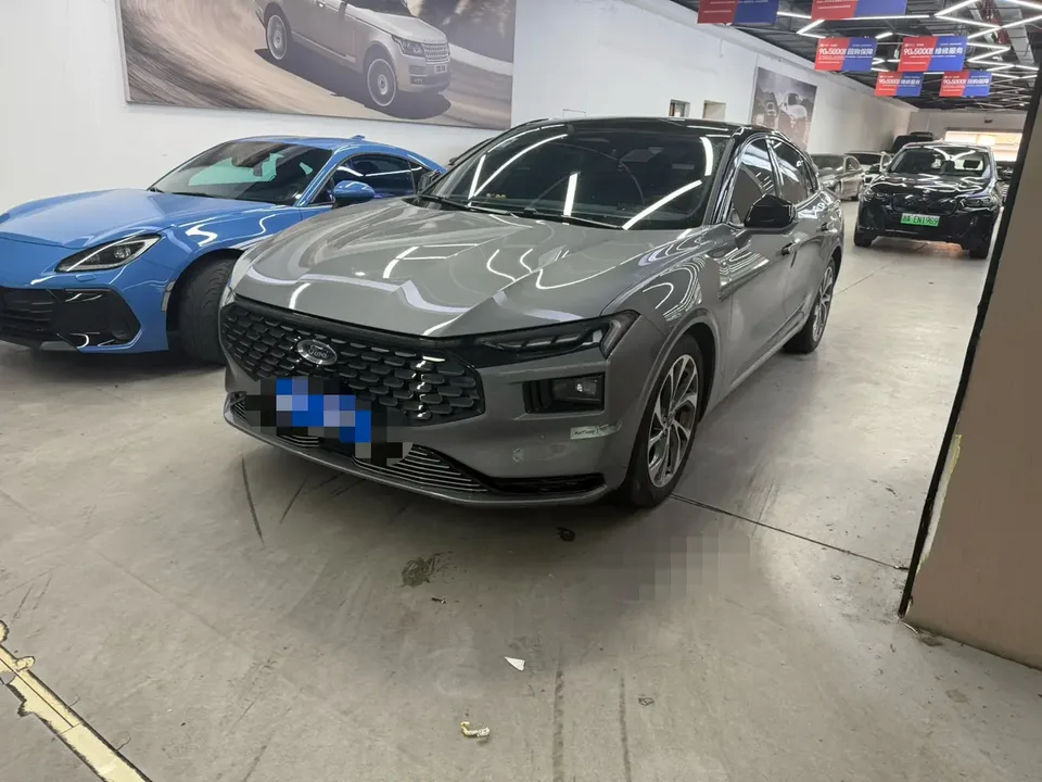 Ford Mondeo 2025