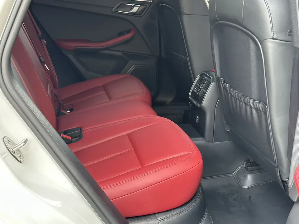 Porsche Macan Macan 2023 Macan 2.0T 2022 — миниатюра 3