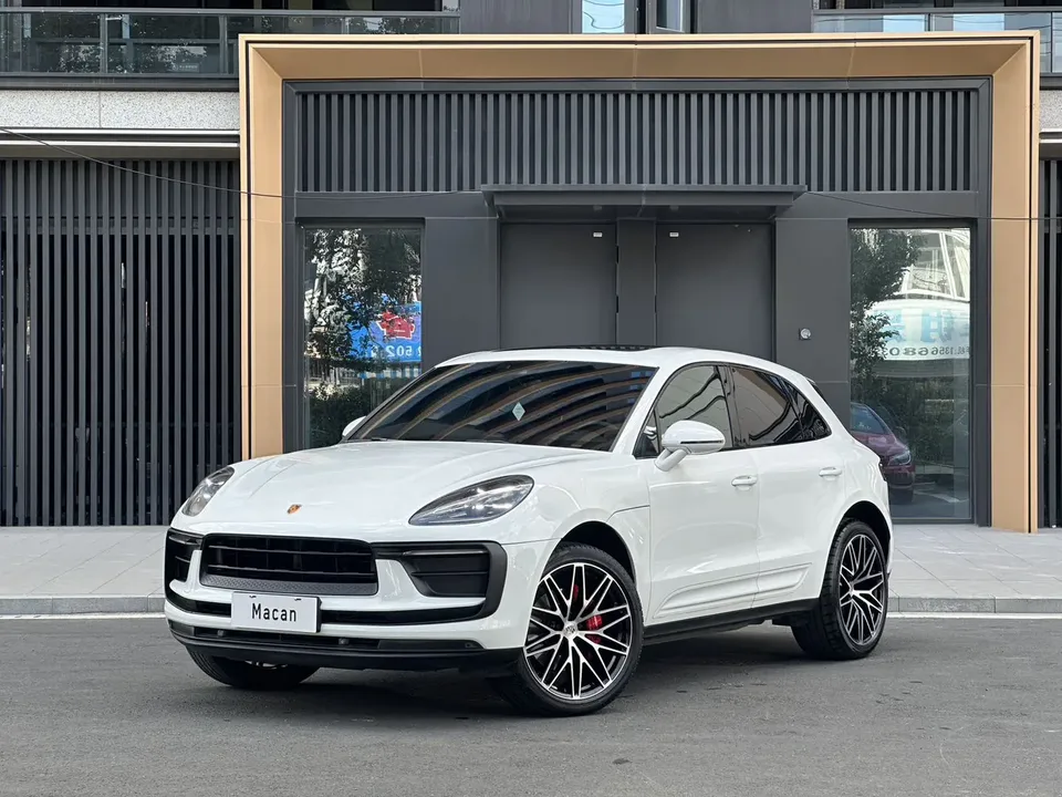 Porsche Macan Macan 2023 Macan 2.0T 2022 — фото 1, купить с доставкой в Москву