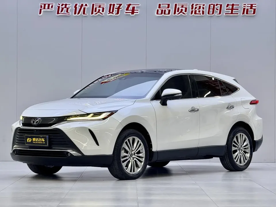 Toyota HARRIER 2022