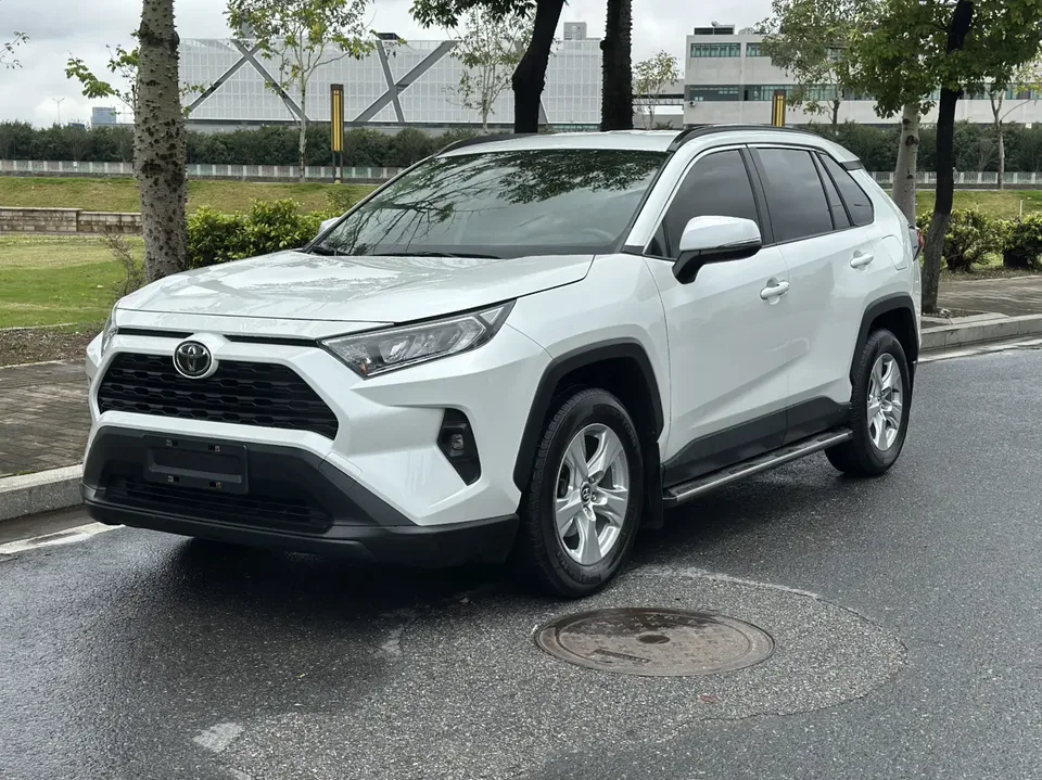 Toyota RAV4 2023