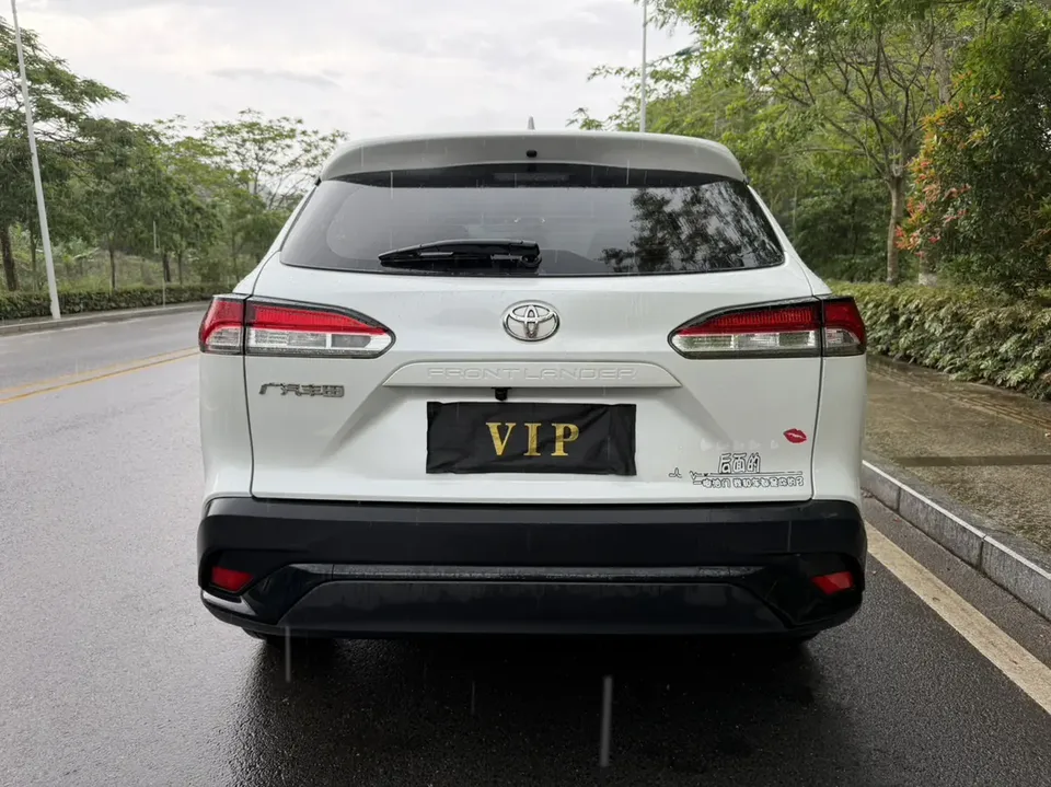 Toyota Frontlander 2.0L CVT Elite Edition 2023 — миниатюра 2