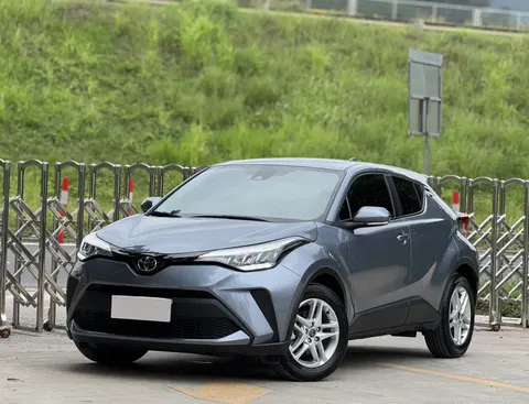 Toyota C-HR 2024 купить в Москве