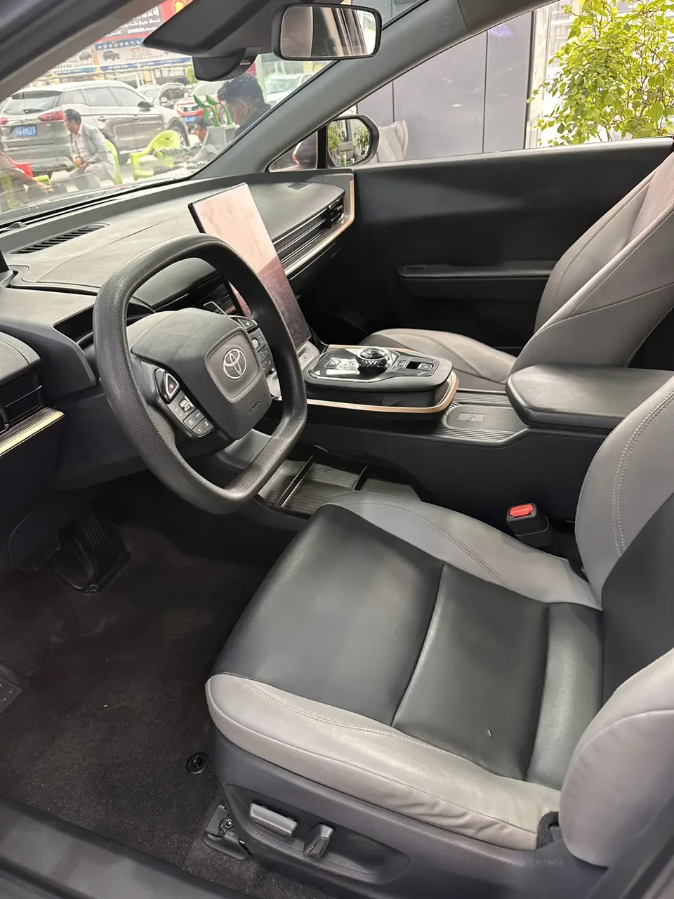 Toyota bZ3 Elite PRO 2023 — миниатюра 3
