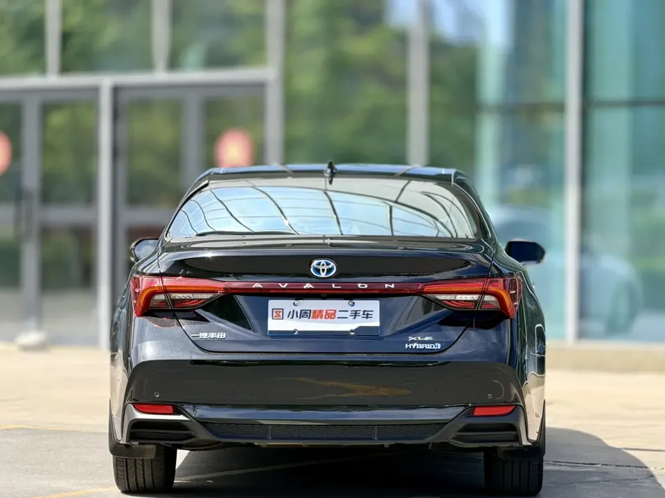 Toyota Avalon Asian dragon 2022 Avalon Hybrid 2.5L XLE Premium Edition 2022 — thumbnail 2