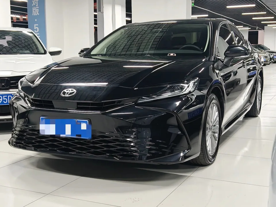 Toyota Camry 2024